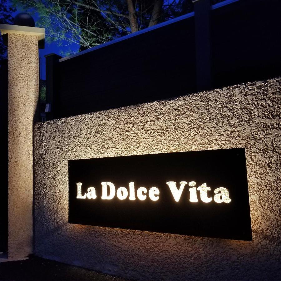 La Dolce Vita - Studio Dans Propriete Avec Piscine Montpeyroux  Εξωτερικό φωτογραφία